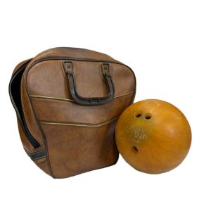 COMBO DE BOWLING: BOLA COLUMBIA 300 Y BOLSO DE TRASLADO