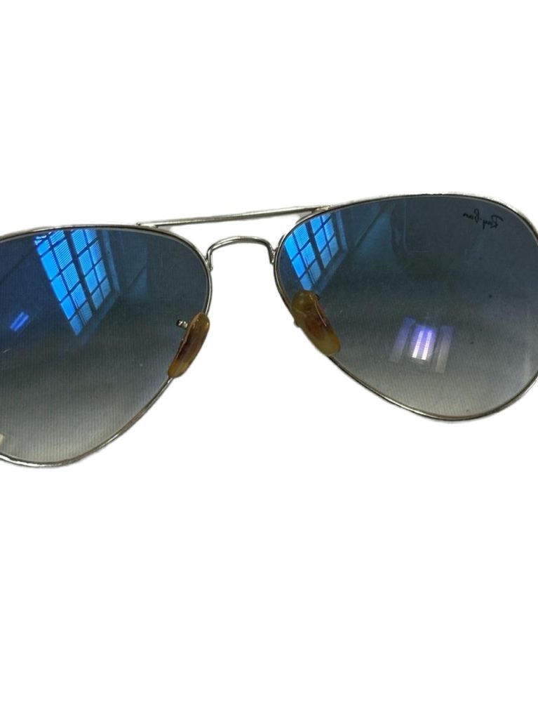 LENTES DE SOL RAY-BAN AVIATOR CON CRISTALES AZUL DEGRADE - Imagen 2