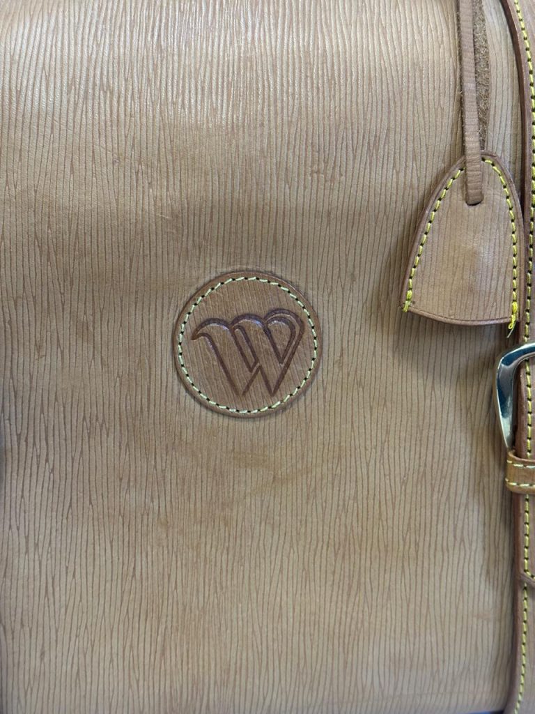 BOLSO DE VIAJE/FALQUERO DE CUERO LEGÍTIMO – INDUSTRIA ARGENTINA - Imagen 9