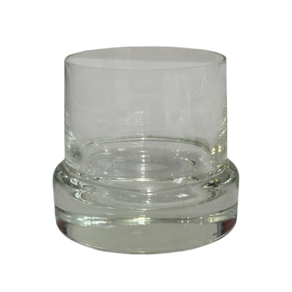 Par de vasos de whisky de vidrio tallado con diseños diferentes - Imagen 3