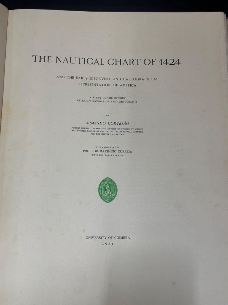 LIBRO ACADÉMICO HISTÓRICO “THE NAUTICAL CHART OF 1424” – ARMANDO CORTESÃO (1954) - Imagen 2