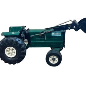 ANTIGUO TRACTOR RECOLECTOR DE METAL – MARCA KINO