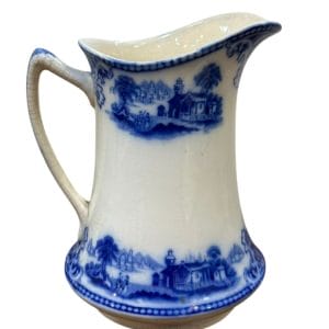 Jarra de porcelana / loza con estilizado diseño britanico