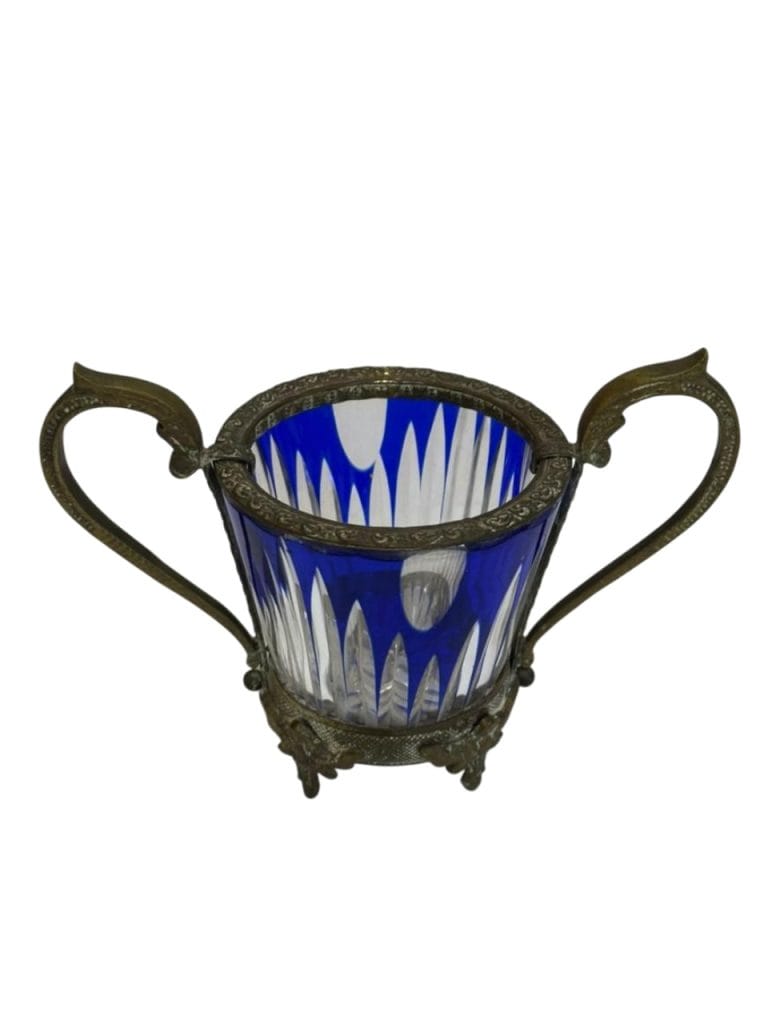 Recipiente de cristal con montura de bronce - Imagen 2