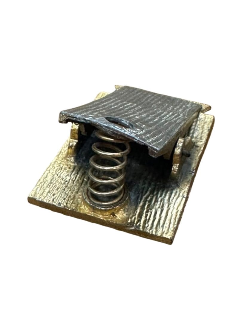 Clip / pinza portapapeles vintage de metal con escena medieval - Imagen 5