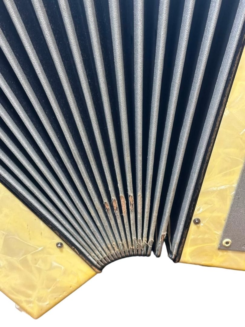 ACORDEÓN A PIANO HOHNER TANGO II (80 BAJOS) – FABRICACIÓN ALEMANA - Imagen 18