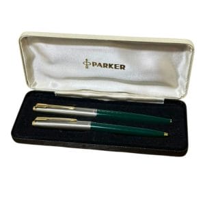 SET DE 2 PIEZAS PARKER (PLUMAFUENTE Y BOLÍGRAFO) VERDE