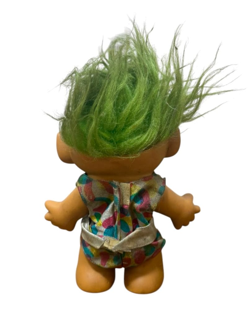 Muñeca vintage Troll - pelo verde y enterito estampado - Imagen 2