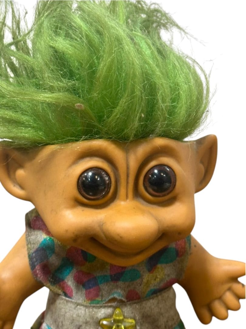 Muñeca vintage Troll - pelo verde y enterito estampado - Imagen 4