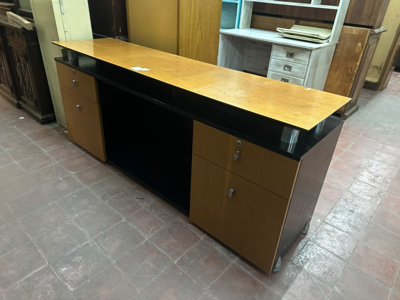 Mueble de oficina / rack ejecutivo de madera sólida bifacial - Imagen 2