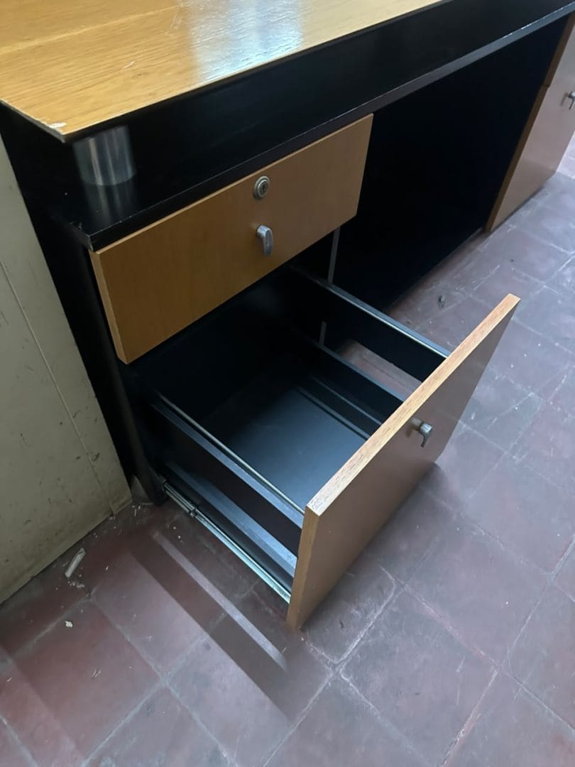 Mueble de oficina / rack ejecutivo de madera sólida bifacial - Imagen 7