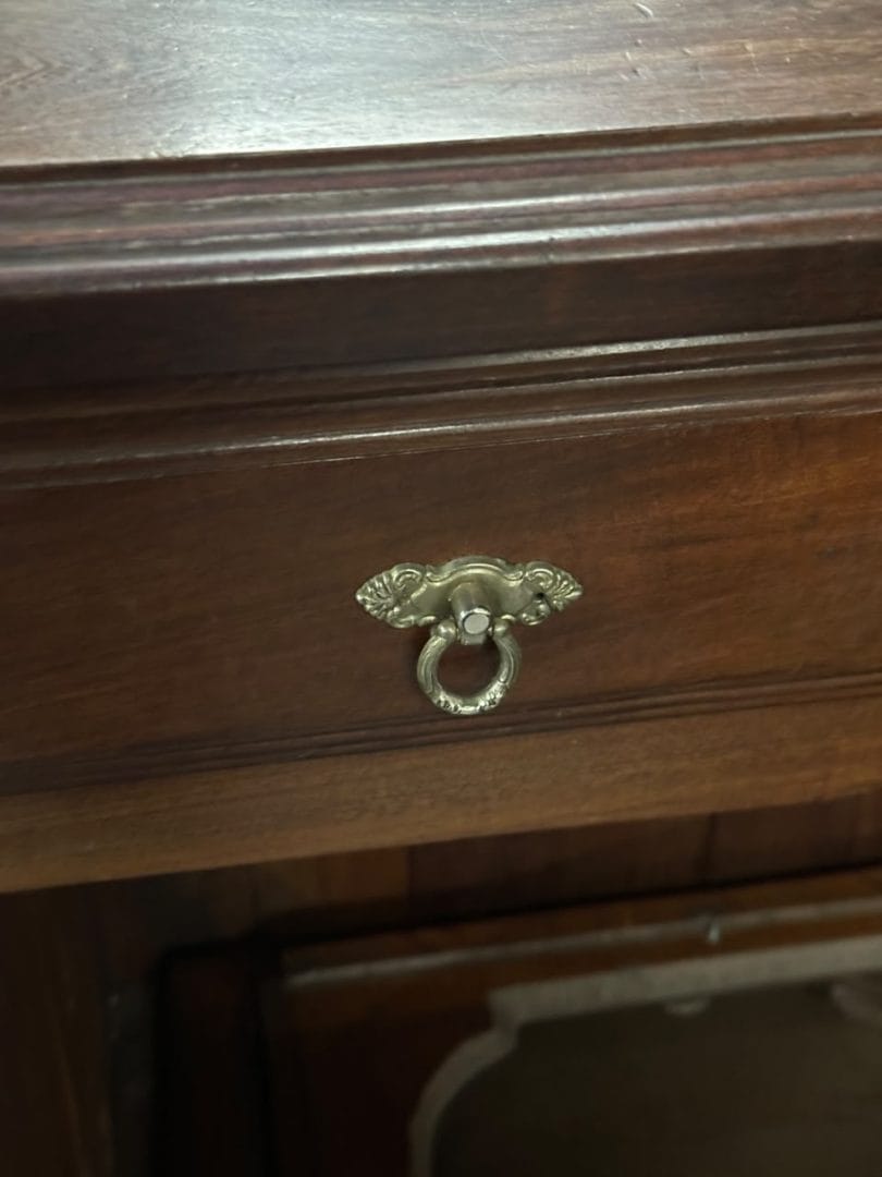 Mueble de guardado / mesita auxiliar en madera maciza - Imagen 3