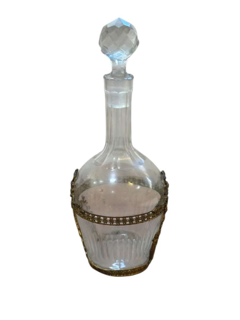 BOTELLA / LICORERA DE CRISTAL TALLADO CON MONTURA DE BRONCE Y TAPÓN FACETADO VINTAGE - Imagen 8