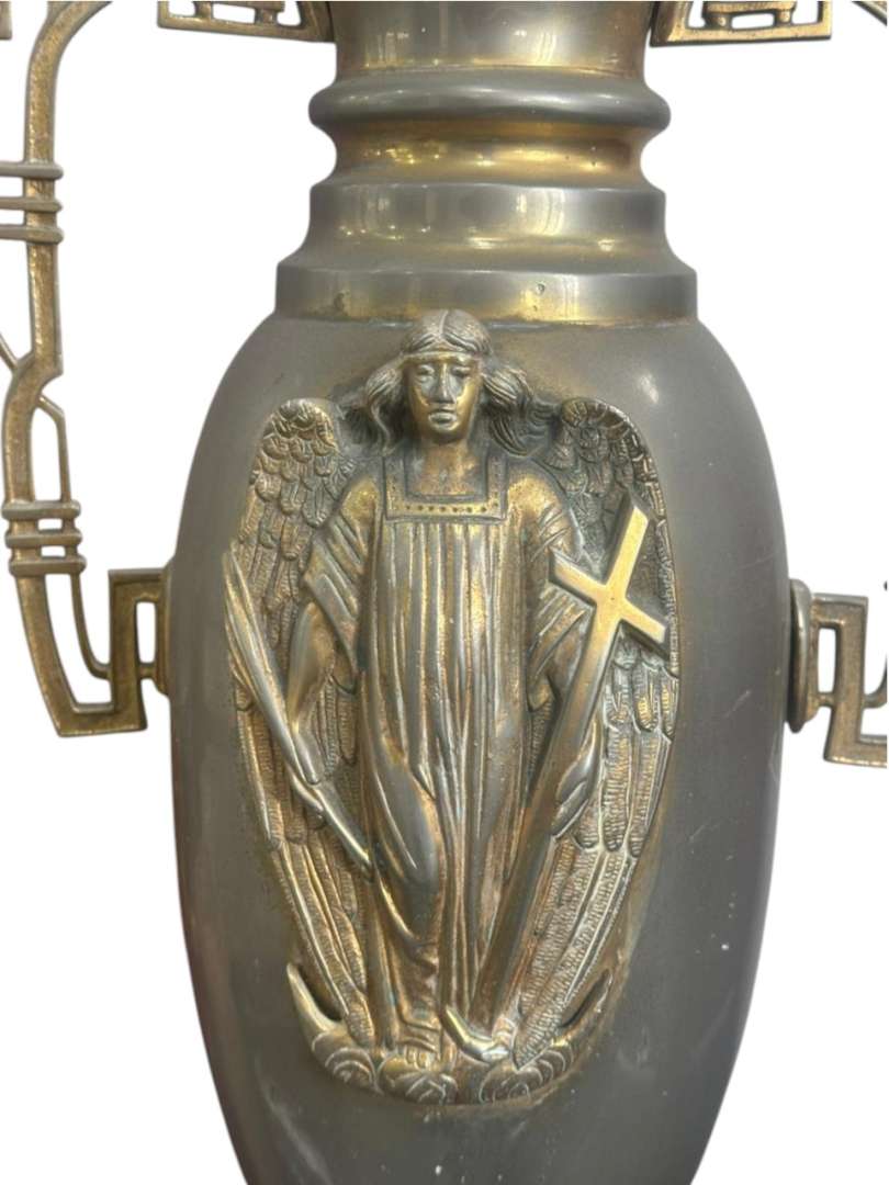 PAR DE JARRONES/FLOREROS GRANDES DE METAL – ESTILO ECLESIÁSTICO Y ART NOUVEAU - Imagen 3