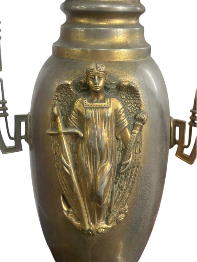 PAR DE JARRONES/FLOREROS GRANDES DE METAL – ESTILO ECLESIÁSTICO Y ART NOUVEAU - Imagen 6