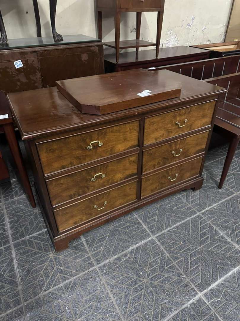 Mueble cajonera con base giratoria para tv - Imagen 5