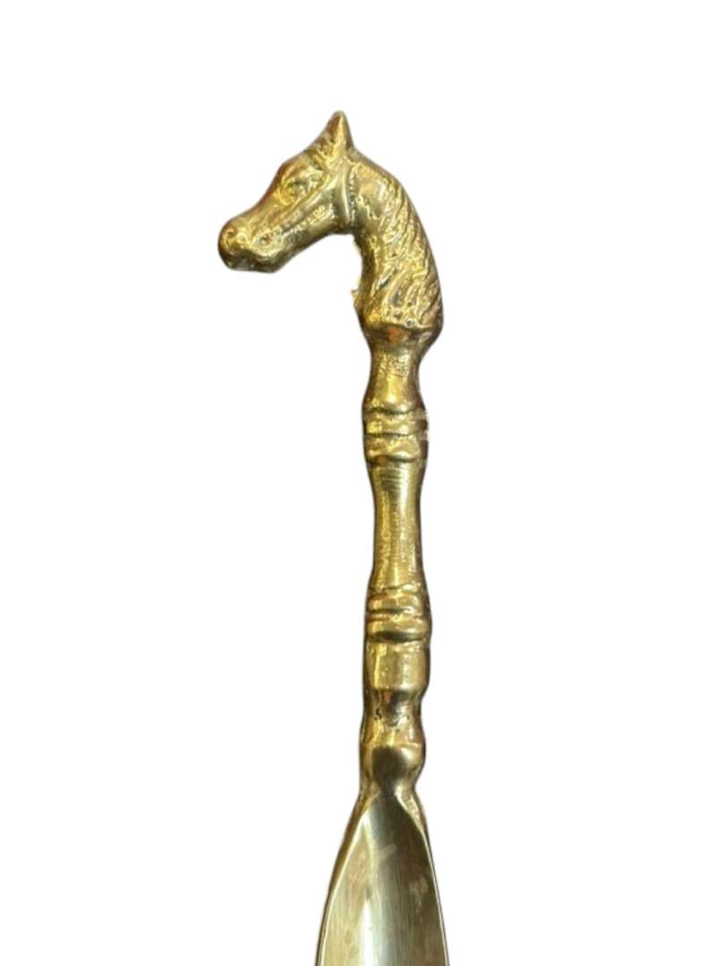 Calzador de zapatos de bronce con cabeza de caballo - Imagen 5