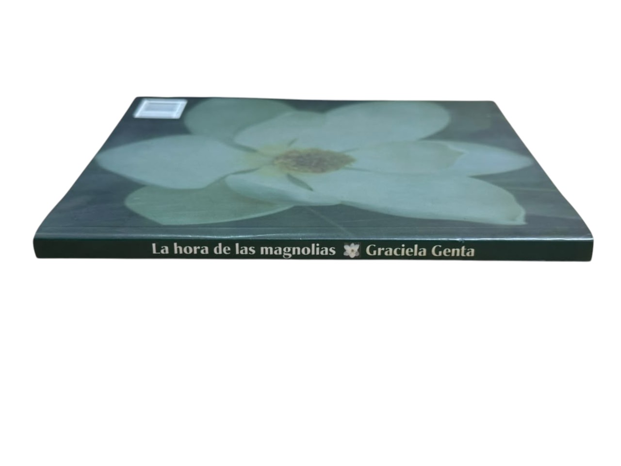 Libro “La hora de las Magnolias” Graciela Genta - Imagen 6