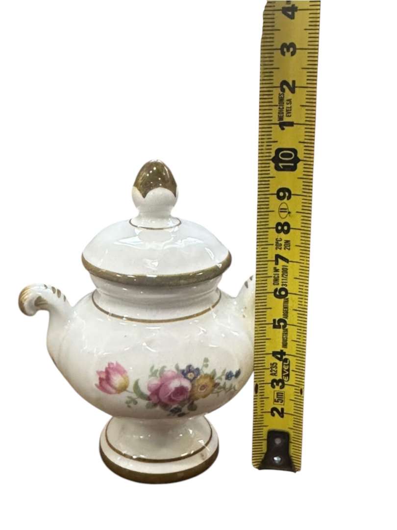 Antiguo jarron pequeño / azucarero de porcelana con tapa - Imagen 8