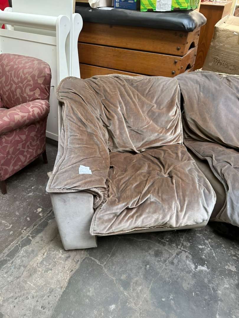 Sillón modular curvo de 3 cuerpos - Imagen 3