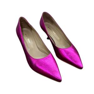 Zapatos stiletto metalizados “Verena Senn” en tono fucsia