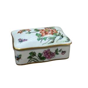 Alhajero pequeño de porcelana Mapo con motivos florales y mariposas