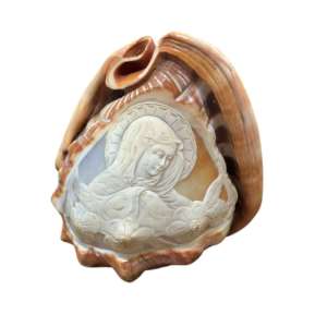 FIGURA DE LA VIRGEN TALLADA EN CARACOL MARINO (CAMAFEO EN CARACOL)