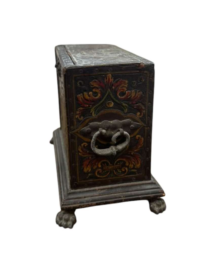 ANTIGUO CIGARRERO DE MESA EN MADERA Y CUERO TRABAJADO - Imagen 6
