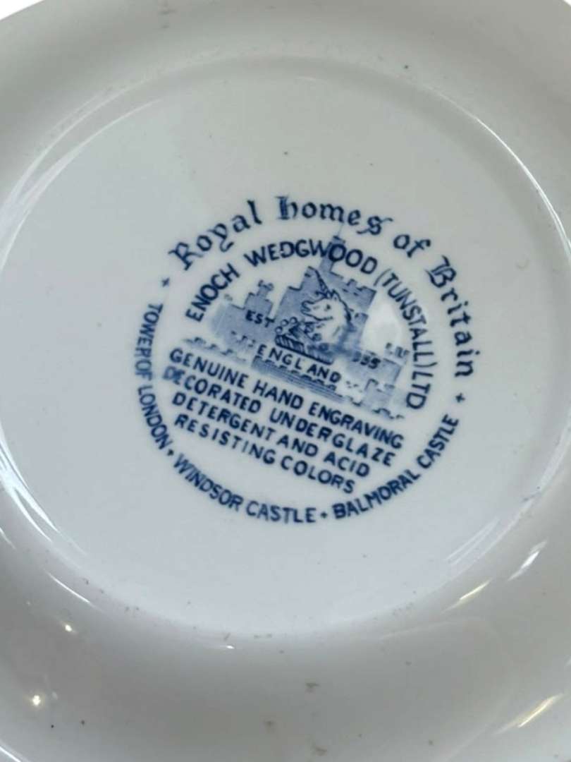 Par de platitos Ingleses en loza vintage Enoch Wedgwood Ltd Royal Homes Of Britain - Imagen 5