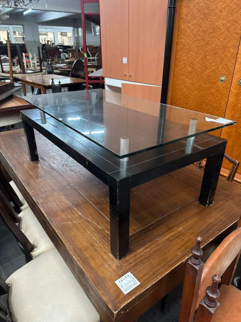 Mesa ratona moderna en madera negra y vidrio templado - Imagen 9