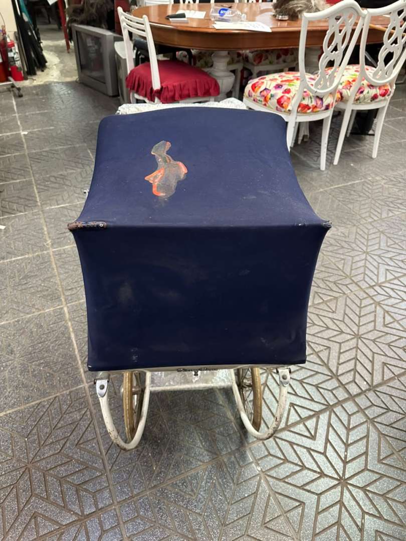Cochecito de bebe y cuna vintage “Silver Cross” - Imagen 10