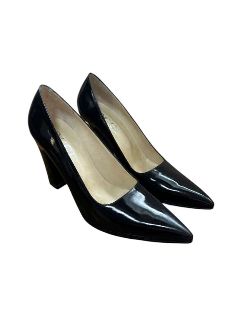 Zapatos de vestir en charol negro Oggi